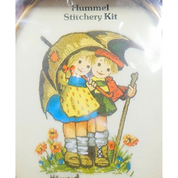 Hummel Stitchery Crewel Kit Umbrella Children After the Rain Gallery Crafts NOS - Picture 3 of 9